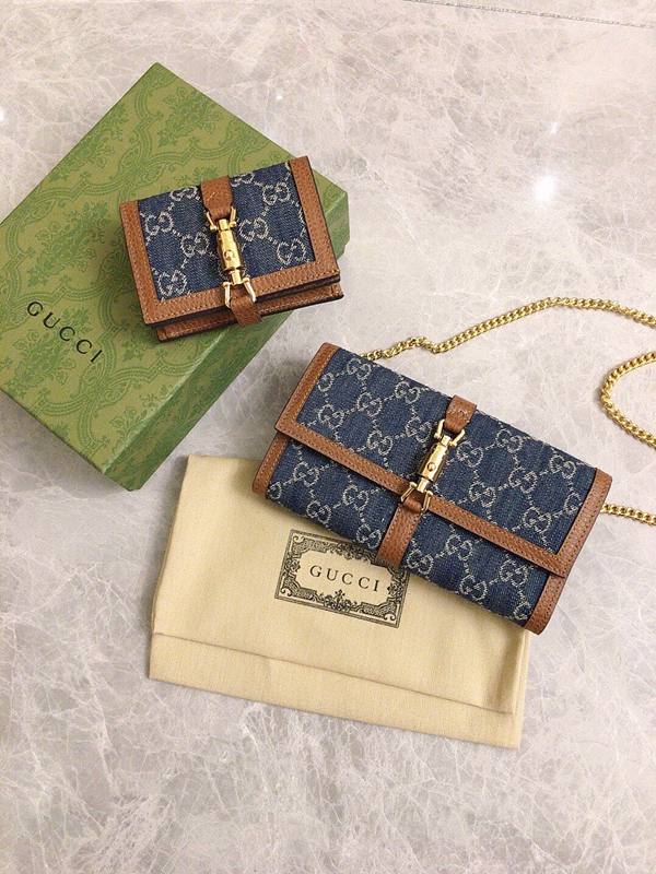 グッチ財布 レプリカ角部分ディテール